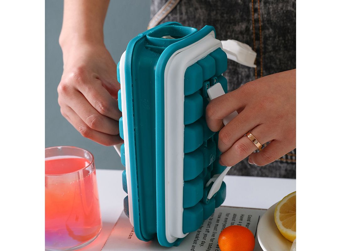 https://protechshop.co.uk/images/thumbnails/1086/800/detailed/84/Ice-Ball-Maker-Kettle-Kitchen-Bar-Accessories-Gadgets-Creative-Ice-Cube-Mold-2-In-1-Multi_x1dx-c0.jpg