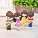 CUTE LOVERS COUPLE FIGURINES MINIATURE CRAFT WITH GUITAR ORNAMENT FAIRY GARDEN DECOR CUTE LOVERS COUPLE FIGURINES MINIATURE CRAFT WITH GUITAR ORNAMENT FAIRY GARDEN DECOR