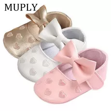 BABY MOCCASINS WITH BOW & FRINGE – SOFT SOLE NON-SLIP CRIB SHOES