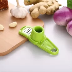 GARLIC CRUSHER PRESS GINGER GARLIC GRINDING GRATER CUTTER PEELER