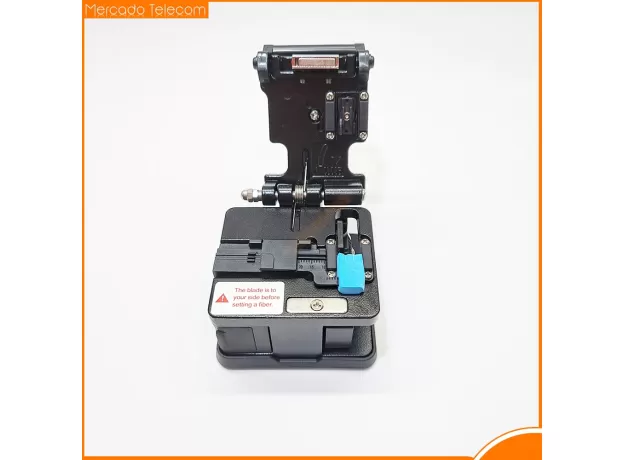 NEW CLV-100E HIGH-PRECISION FIBER OPTIC OPTICAL FIBER CUTTER, HOT MELT COLD SPLICING WIRE CUTTER AUTOMATIC RETURN FIBER CLEAVER OPTICAL CABLE CUTTING KNIFE FIBER CLEAVER TOOL KIT FOR SPLICING TRUCKS