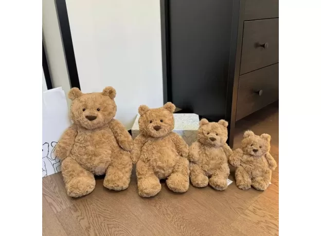JELLYCAT PLUSH BARTHOLOMEW BEAR - CUTE SOFT HUGGING PILLOW & COMFORTABLE BEAR DOLL