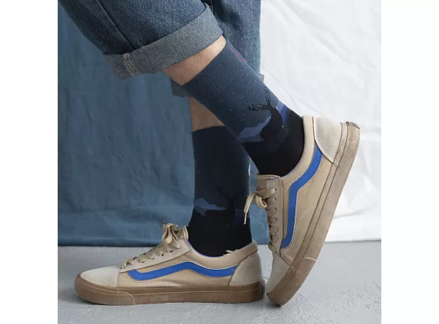 UNISEX ASTRONAUT PAINTING STYLE SOCKS – COLORFUL COTTON SPACE STREETWEAR CREW SOCKS