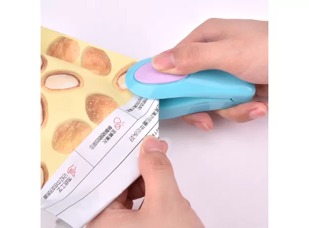 MINI PORTABLE HEAT SEALING MACHINE - HANDHELD FOOD BAG SEALER & RESEALER
