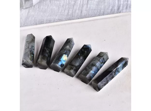 1PC NATURAL CRYSTAL LABRADORITE HEXAGONAL COLUMN CRYSTAL POINT MINERAL ORNAMENT HEALING WAND HOME DECOR
