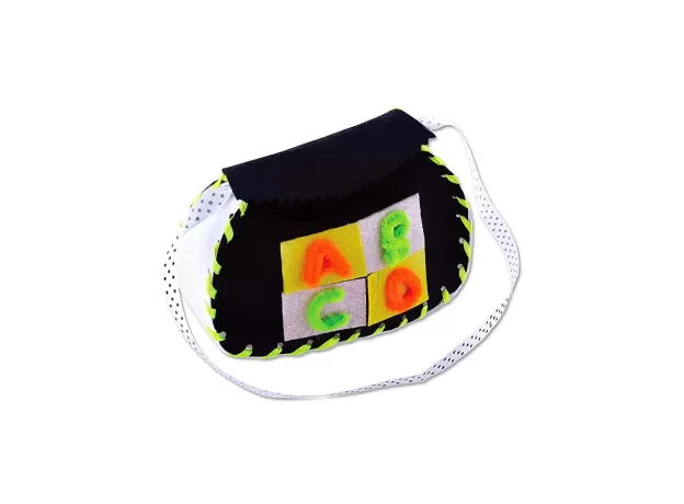 HANDMADE SEWING PROJECT DIY ART KIT,NON-WOVEN FABRIC BAGS CANDY TRICK KIDS ART & CRAFTS