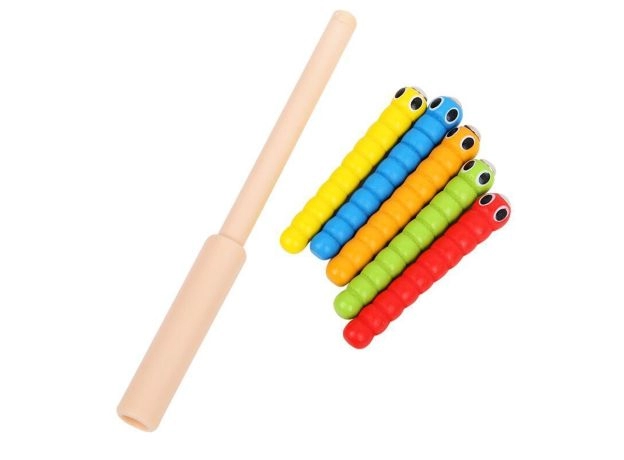 WOODEN STRAWBERRY MAGNETIC BUG CATCHING GAME EDUCATIONAL TODDLER TOY STICK GRASPING BUG GAME ACCESSORIES
